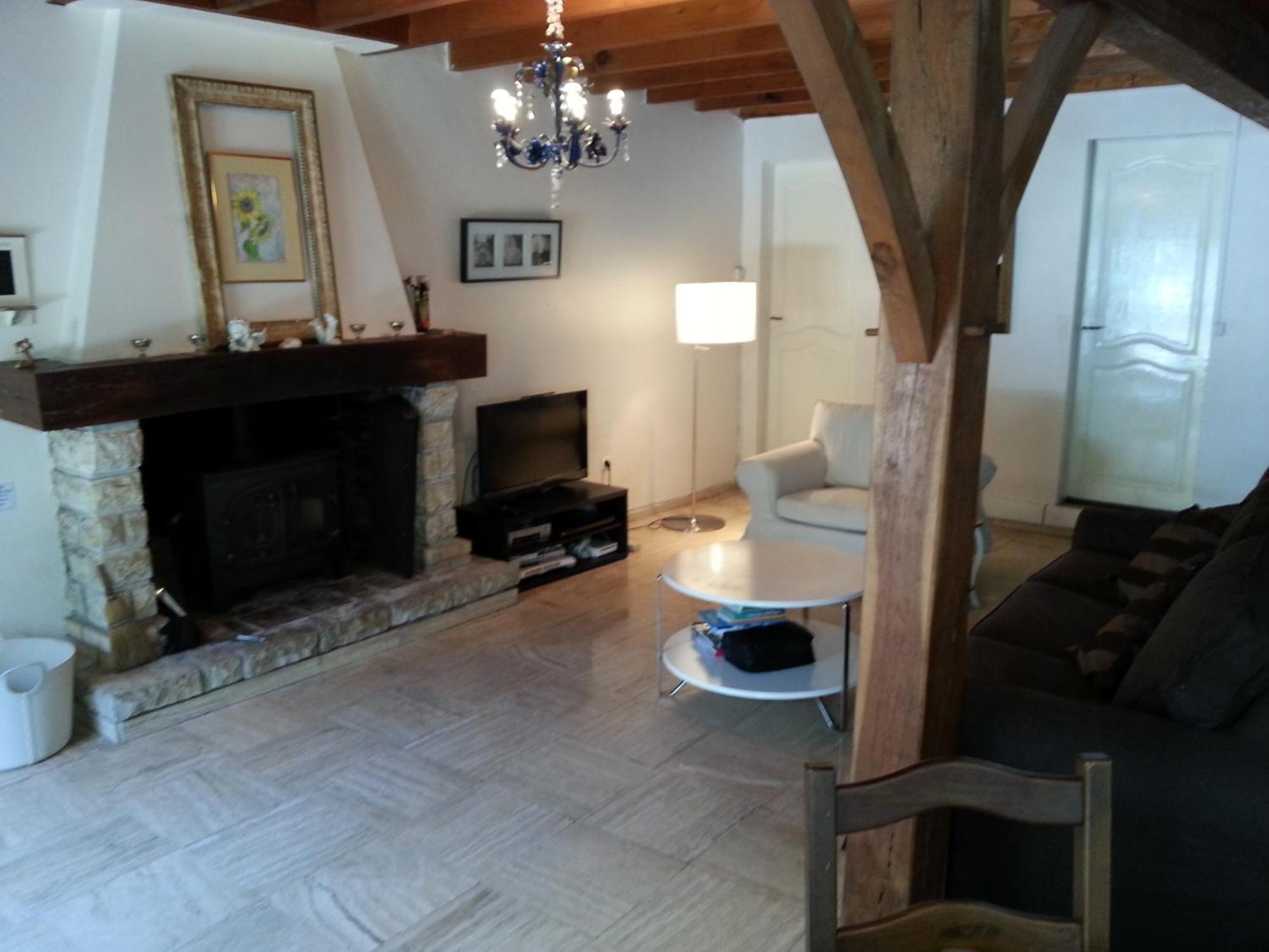 Holiday home Spacious With Pool In Pretty Village Celles (Dordogne)